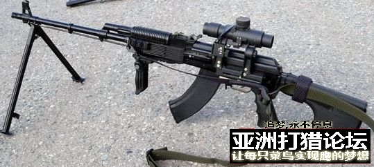 看看军用的短瞄