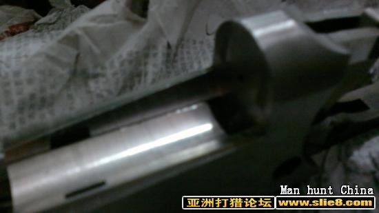 此机头比老松单更轻。外观更漂亮