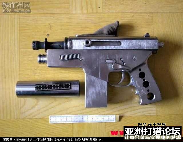 这两张图应该很多人看过，有个细节想不通。