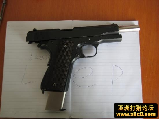 大家发个 M1911