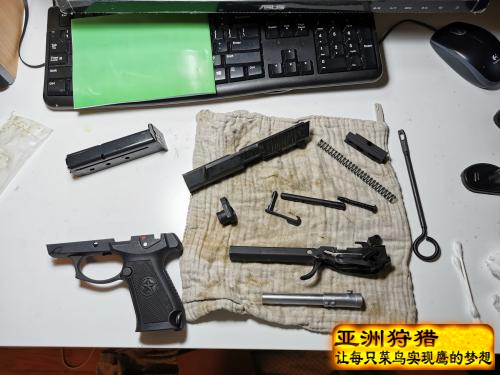 92式手仓.cf-98 9mm版本.