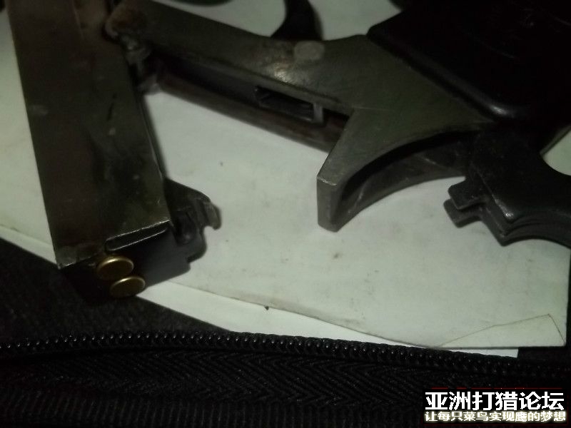 平双钢珠射钉狗。纯钢发令仿制。