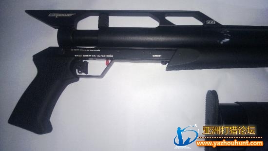 近日刚进了一只UK原厂的gunpower sss，跪求组装图